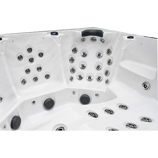 Dunö hot tub