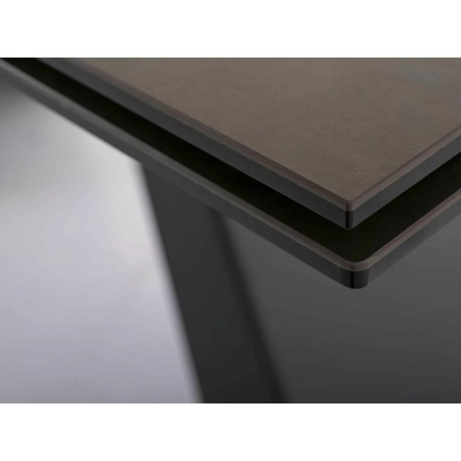 Diuna Ceramic table by Ossido Bruno