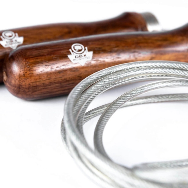 Boxing jump rope with steel cable